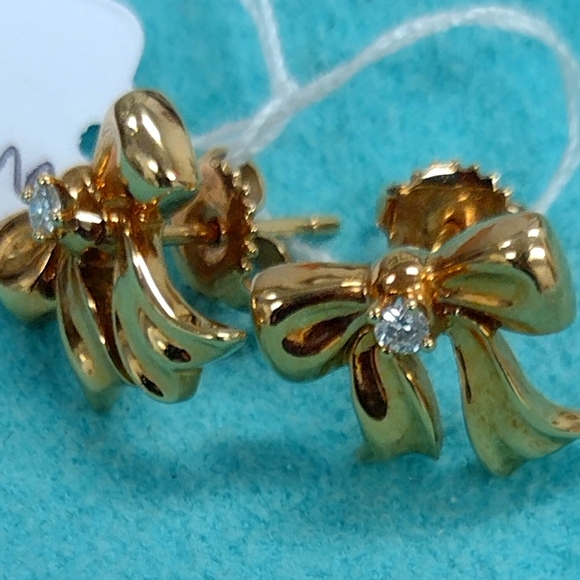 18K Tiffany & Co. Diamond Bow Earrings Gorgeous 🎁 🛍️ - Picture 14 of 14